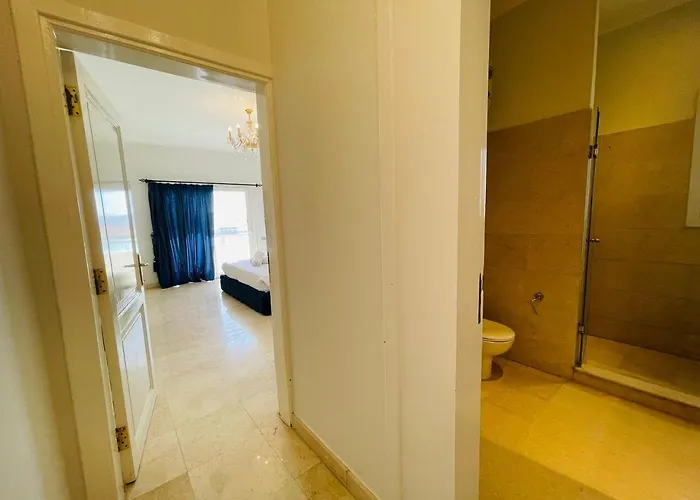 Unique 6 Bedrooms 38 At White El-gouna Villa
