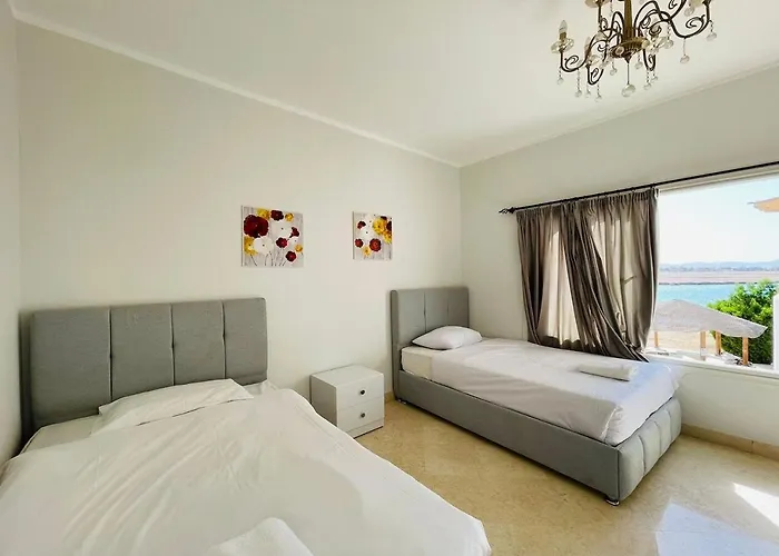 Unique 6 Bedrooms 38 At White El-gouna Villa